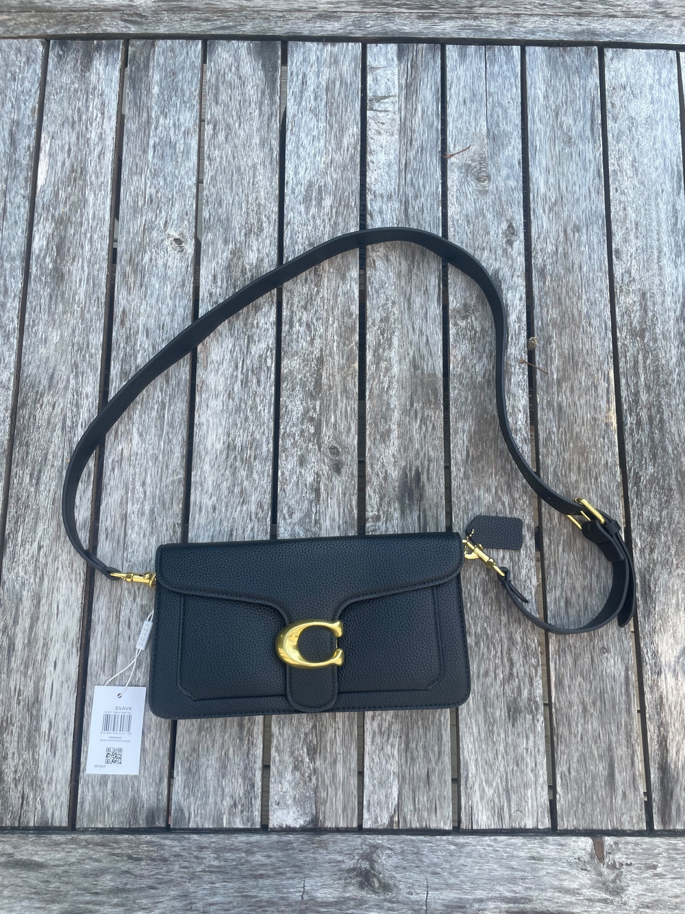 Coach Black Leather Shoulder Bag with Gold Hardware - Picture 7 of 7